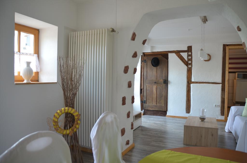 Ferienwohnung Stuebchen Salmtal ภายนอก รูปภาพ