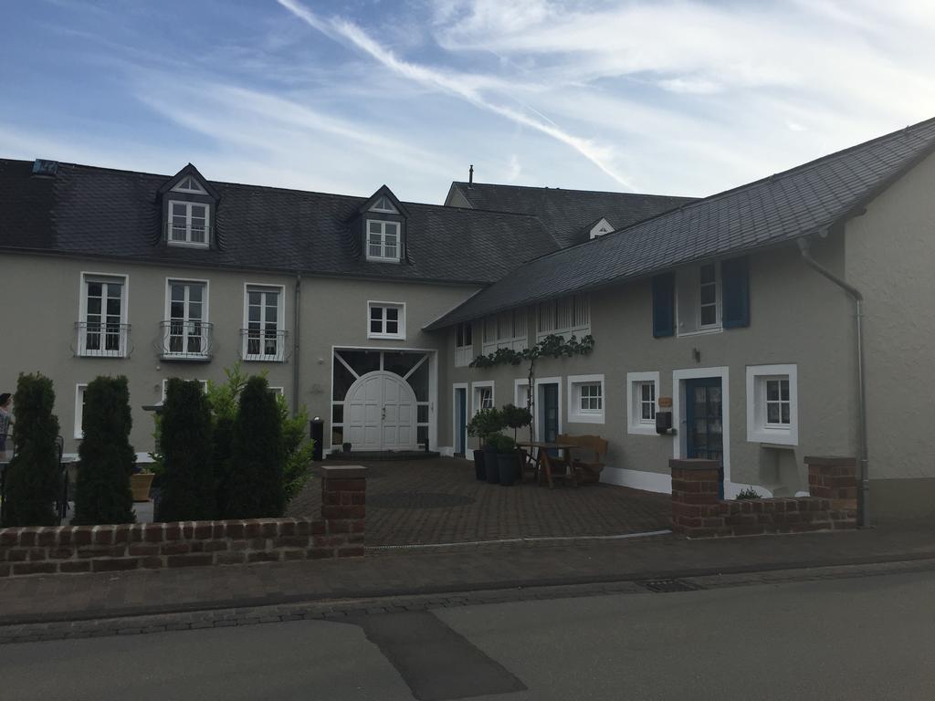 Ferienwohnung Stuebchen Salmtal ภายนอก รูปภาพ